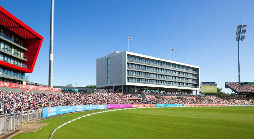 lancashire-cricket-club-old-trafford-01